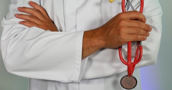 Medicii de familie pot elibera certificate de concediu medical pentru incapacitate temporara de munca cu durata de cel mult 10 zile